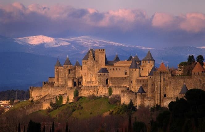 Ancient Greek temple columns